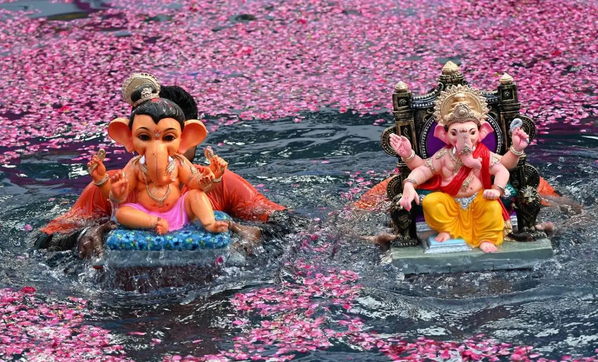 "आपका दिन बनेगा खास: गणेश विसर्जन के दौरान अपनाएं ये अद्भुत उपाय!"