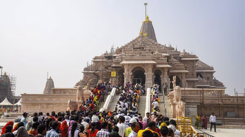 राम मंदिर ध्वजारोहण—ऐतिहासिक पल के गवाह बनेंगे लाखों श्रद्धालु