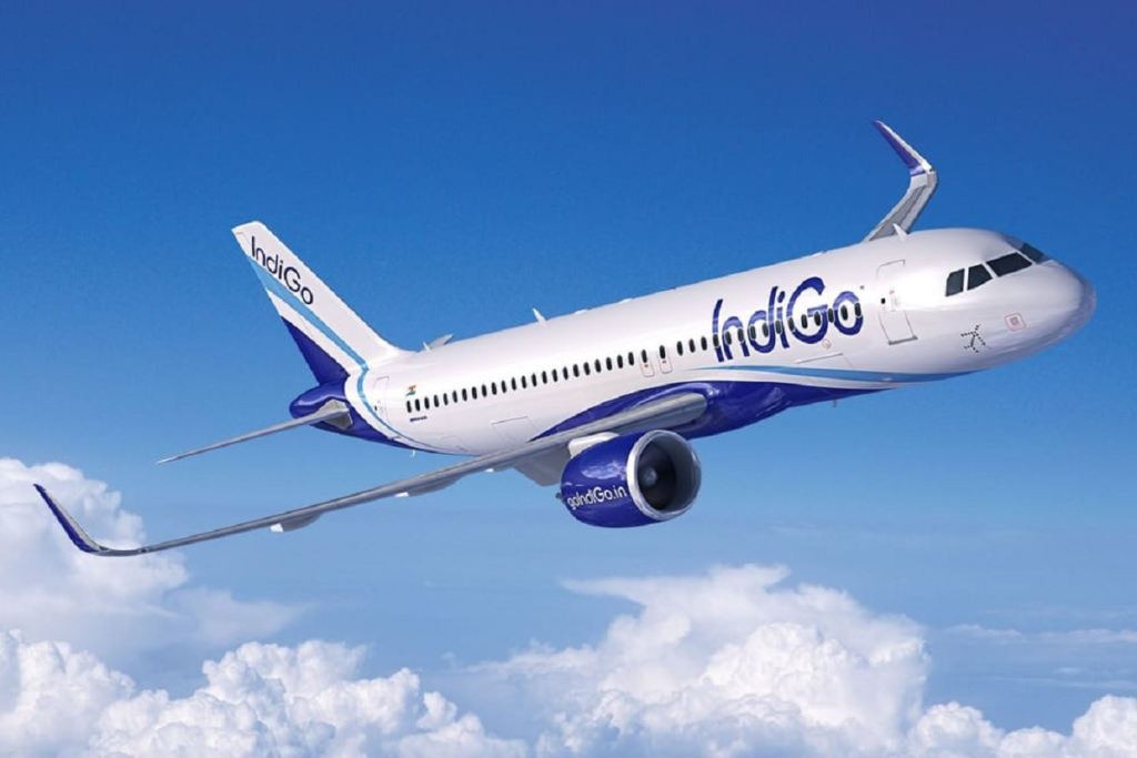 इंडिगो का बयान— “तकनीकी समस्या, जल्द समाधान की कोशिश”